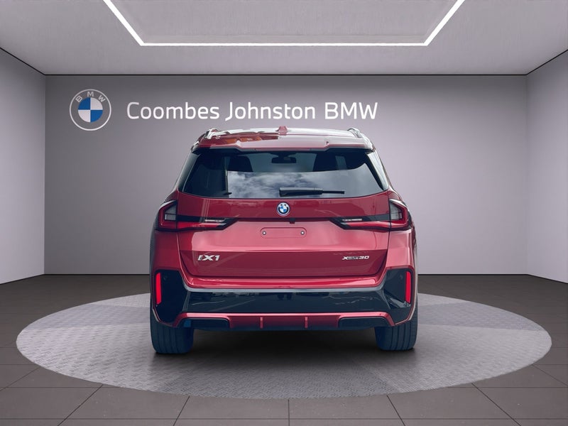 2026 BMW iX1 xDrive30 image 5
