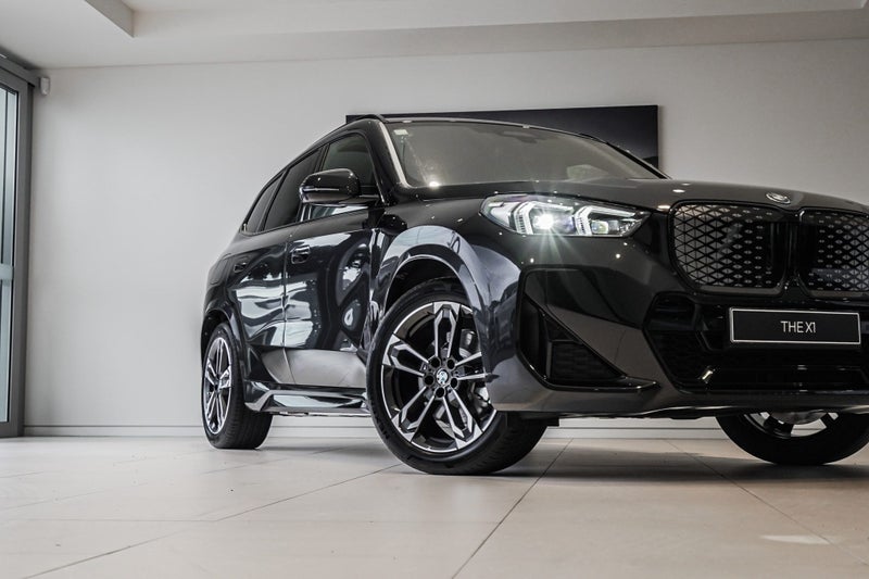 2026 BMW iX1 xDrive30 image 2