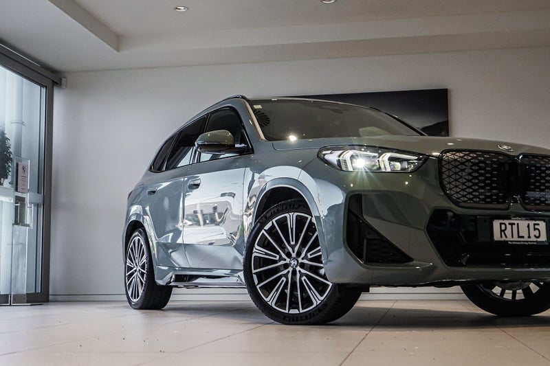 2026 BMW iX1 xDrive30 image 2