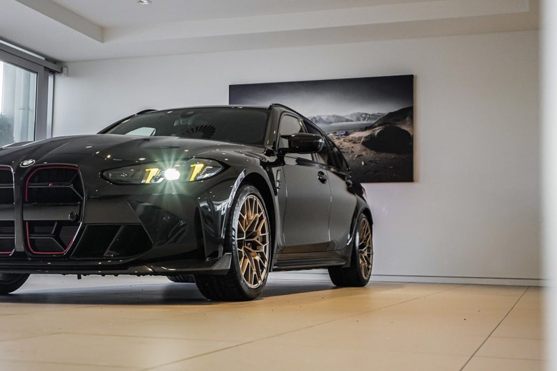 2026 BMW M3 CS Touring image 5