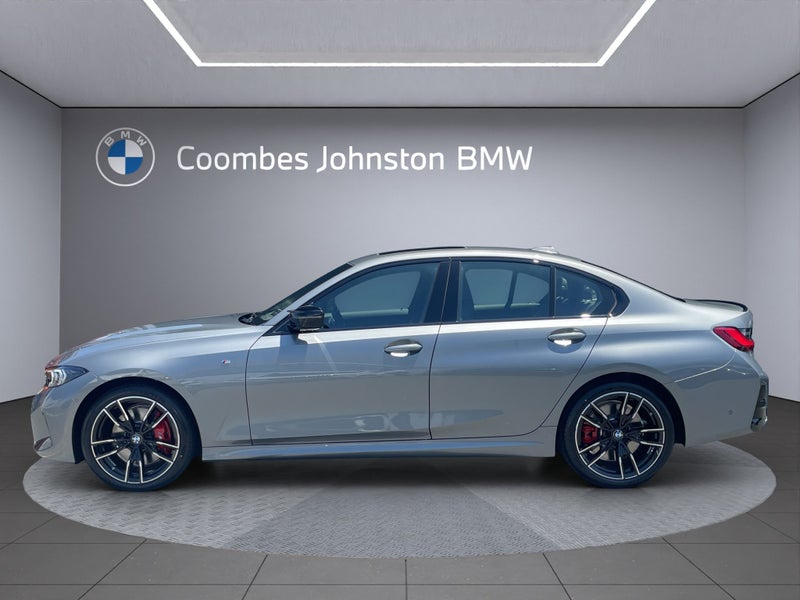 2026 BMW M340i xDrive image 3