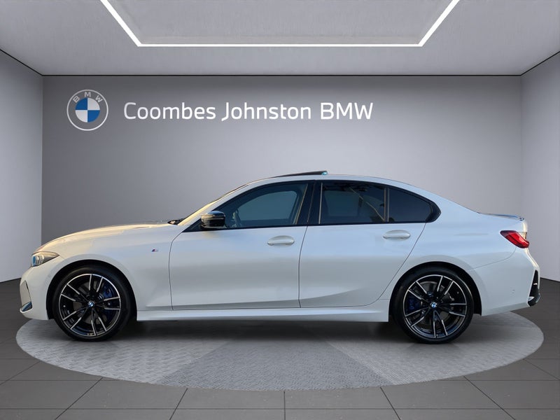 2026 BMW M340i xDrive M Sport image 3