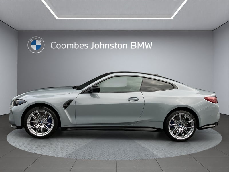 2026 BMW M4 Competition M xDrive image 3