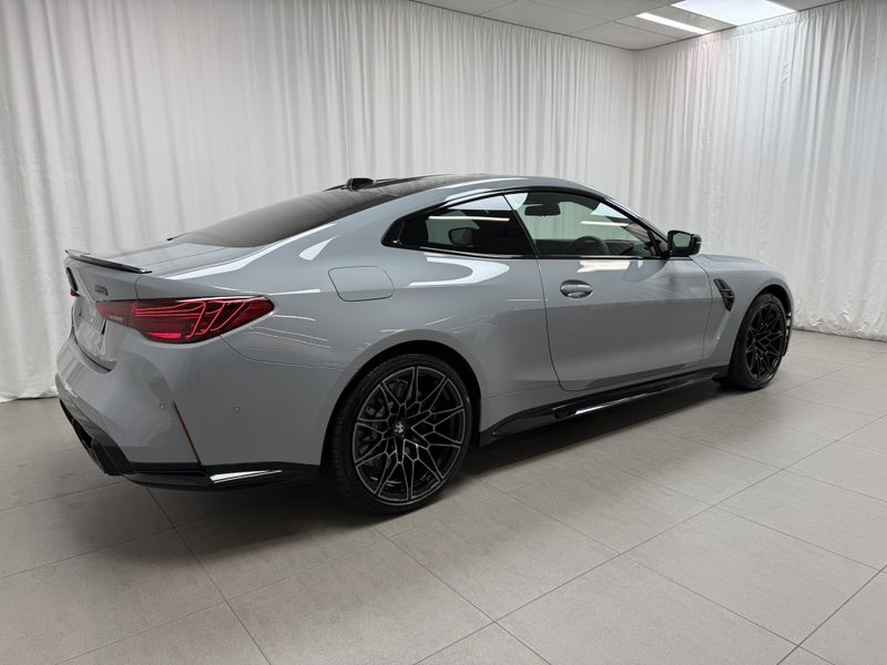 2026 BMW M4 M4 Competition M xDrive Coupe image 3