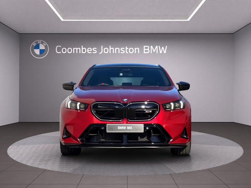 2026 BMW M5 PHEV image 2