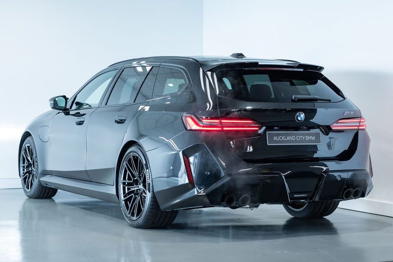2026 BMW M5 Touring image 5