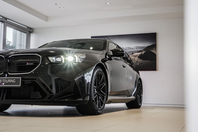 2026 BMW M5 Touring image 5