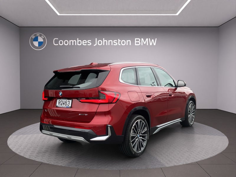 2026 BMW X1 sDrive18i image 5