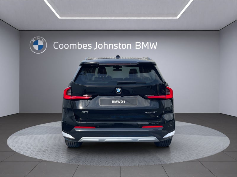 2026 BMW X1 sDrive18i image 5