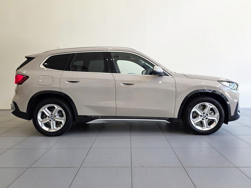 2026 BMW X1 sDrive18i image 3