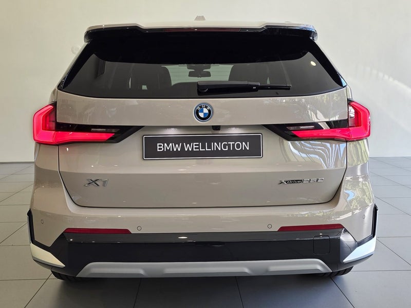 2026 BMW X1 sDrive18i image 5