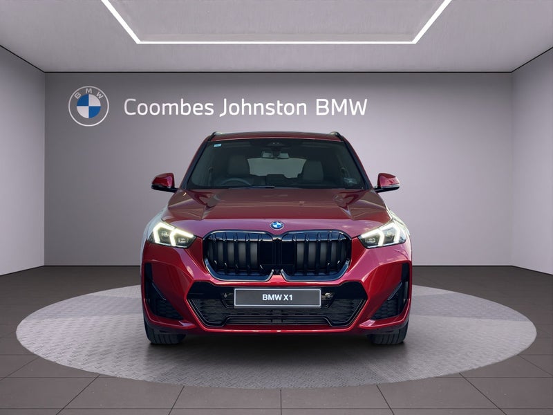 2026 BMW X1 sDrive18i image 2