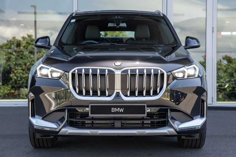 2026 BMW X1 sDrive18i image 2