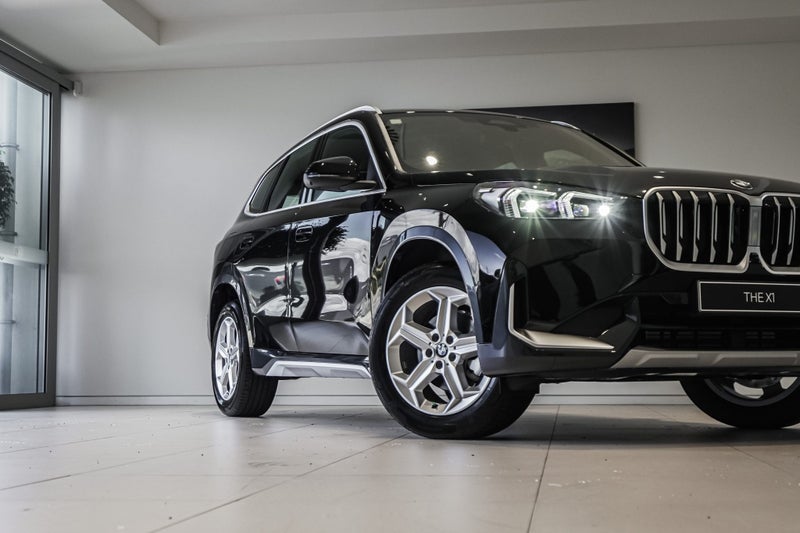 2026 BMW X1 sDrive18i image 2