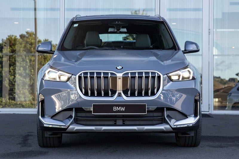 2026 BMW X1 X1 sDrive18i image 2
