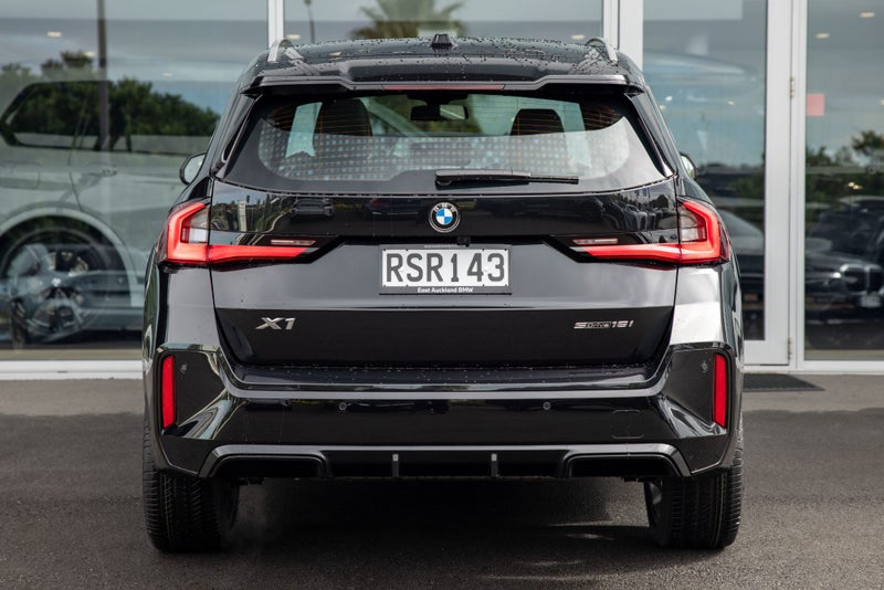 2026 BMW X1 X1 sDrive18i image 4