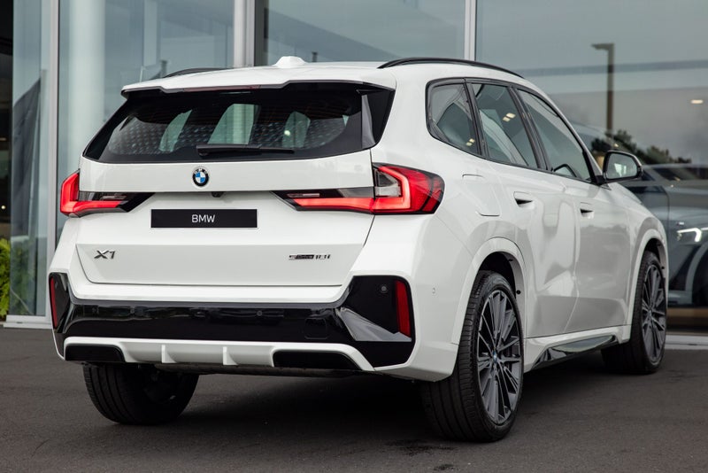 2026 BMW X1 X1 sDrive18i image 3