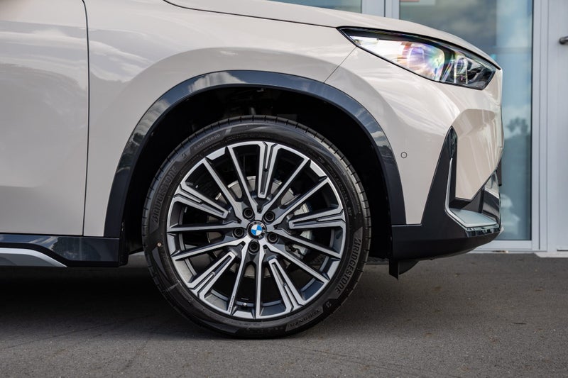 2026 BMW X1 X1 sdrive18i image 5