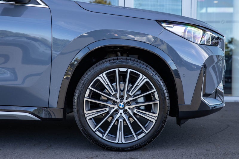 2026 BMW X1 X1 sdrive18i image 5