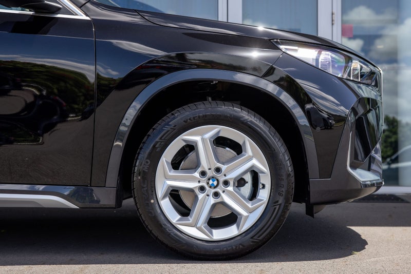 2026 BMW X1 X1 sdrive18i image 5