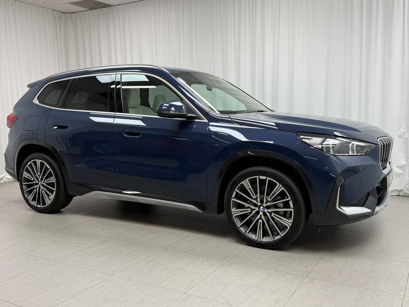 2026 BMW X1 X1 sDrive18i + Innovations image 2