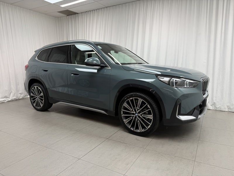 2026 BMW X1 X1 sDrive18i + Innovations image 2