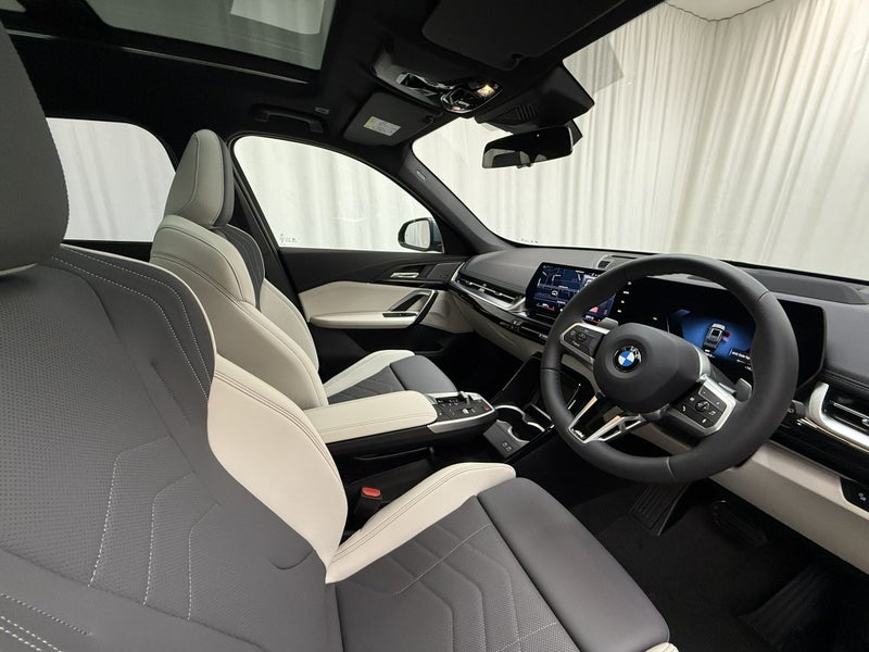 2026 BMW X1 X1 sDrive18i + Innovations image 4