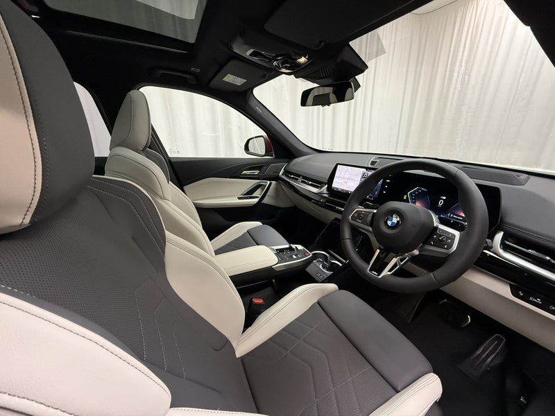 2026 BMW X1 X1 sDrive18i + Innovations Package image 4