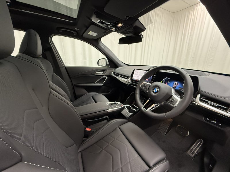 2026 BMW X1 X1 sDrive18i Motorsport with Innova... image 4