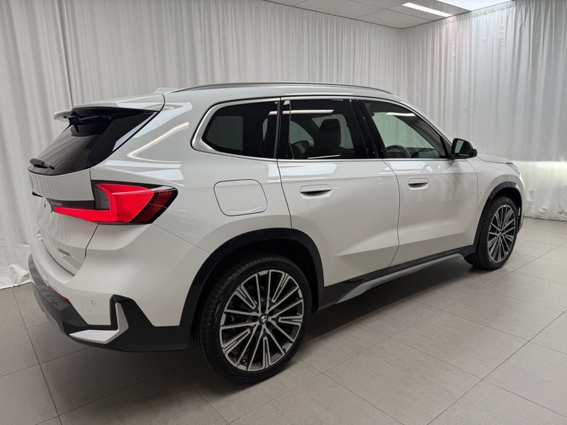 2026 BMW X1 X1 sDrive18i xLine image 3