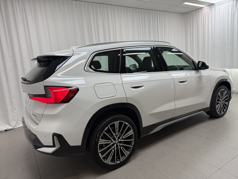 2026 BMW X1 X1 sDrive18i xLine image 3