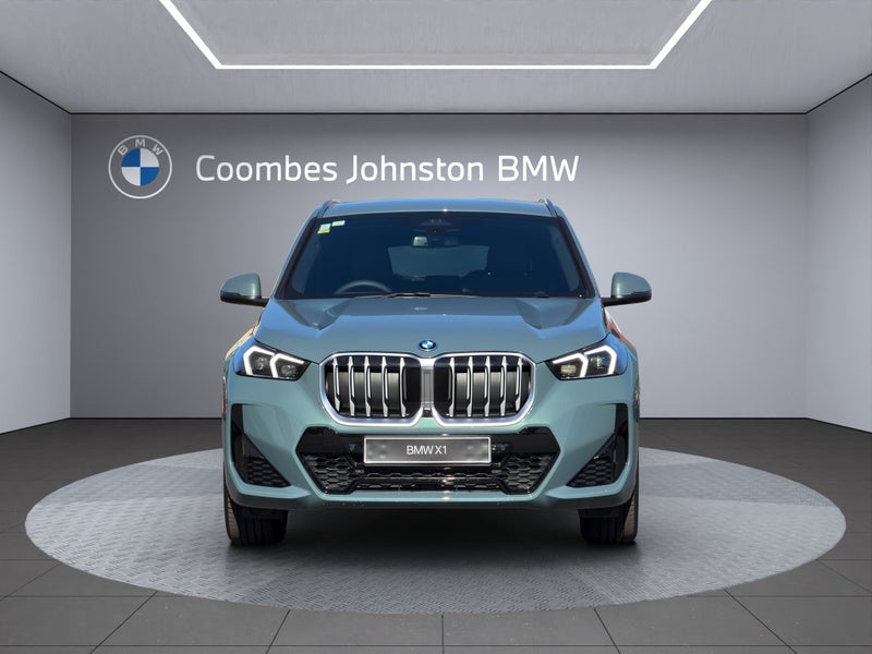 2026 BMW X1 xDrive 25e image 2