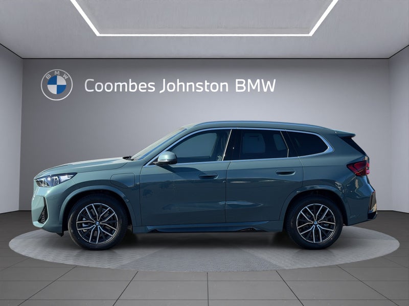 2026 BMW X1 xDrive 25e image 3