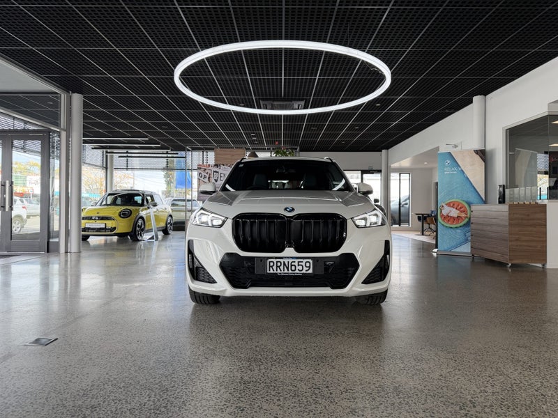 2026 BMW X1 xDrive 25e M-Sport PhEV image 2