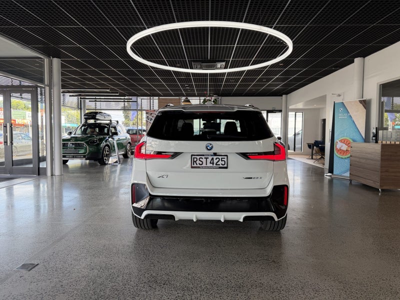 2026 BMW X1 xDrive 25e PhEV image 5