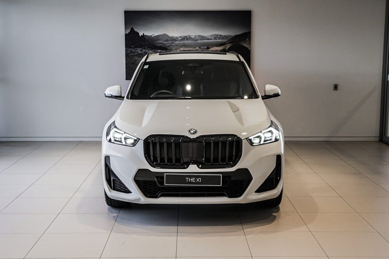 2026 BMW X1 xDrive25e image 4
