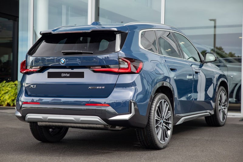 2026 BMW X1 xDrive25e xline image 3