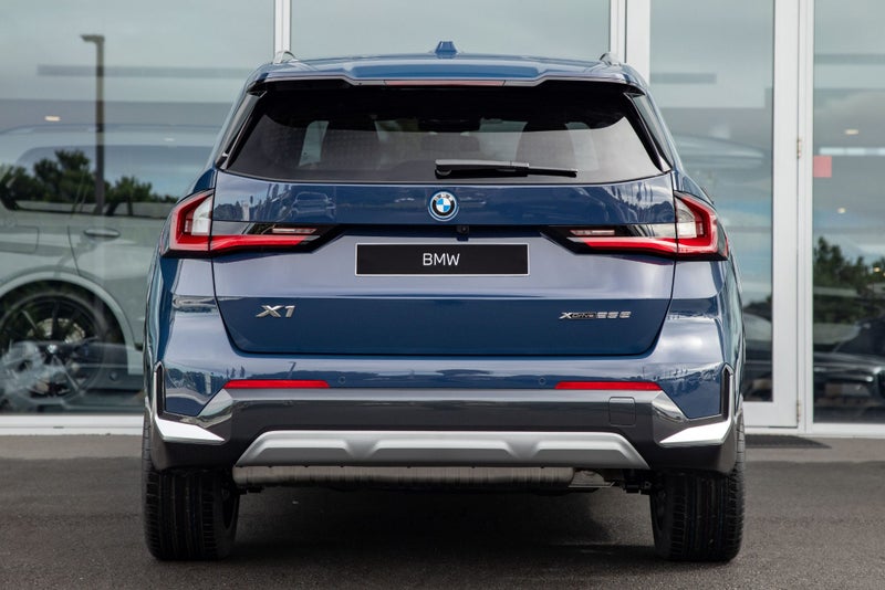 2026 BMW X1 xDrive25e xline image 4