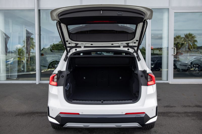 2026 BMW X1 xDrive25e Xline image 5