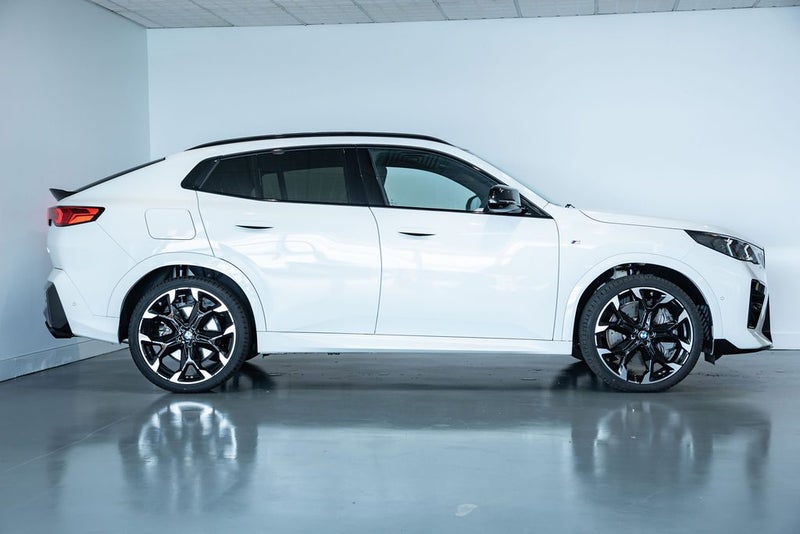 2026 BMW X2 M35i Xdrive image 3