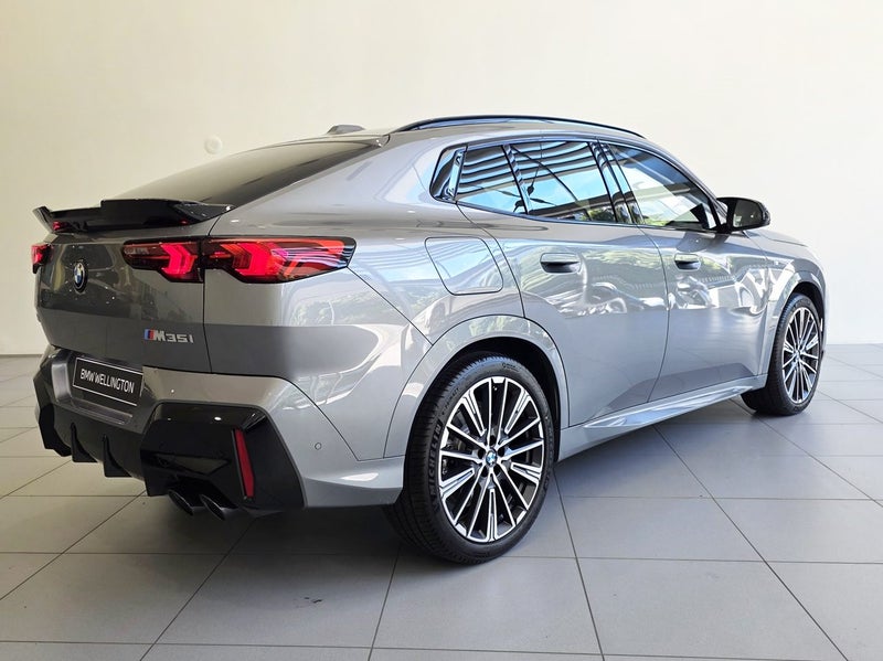 2026 BMW X2 M35i xDrive image 4