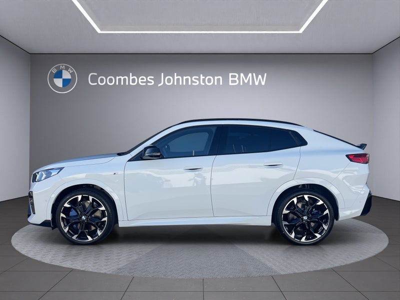 2026 BMW X2 M35i xDrive image 3