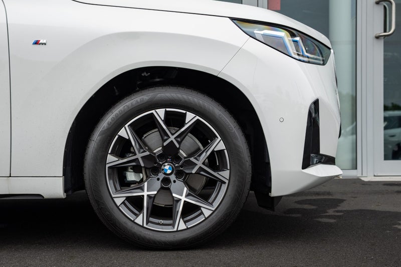 2026 BMW X3 20 xDrive image 5