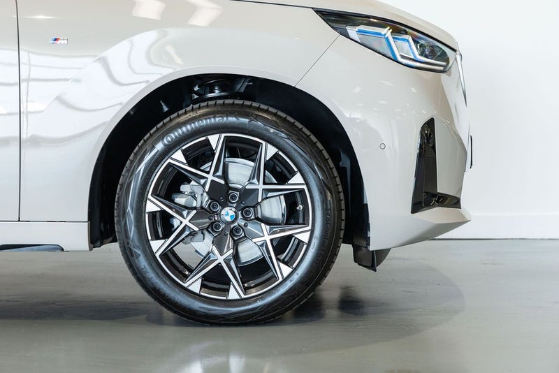 2026 BMW X3 20 xDrive image 4