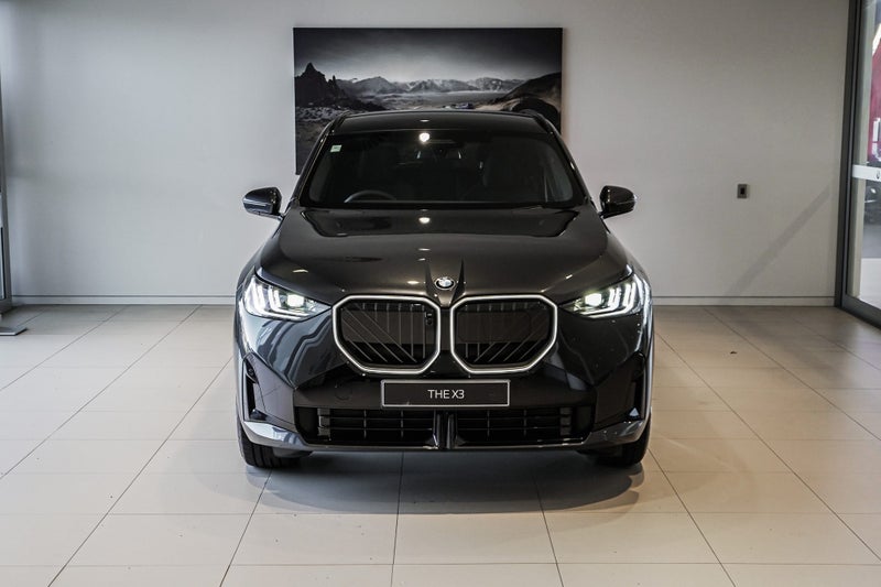 2026 BMW X3 20 xDrive image 4