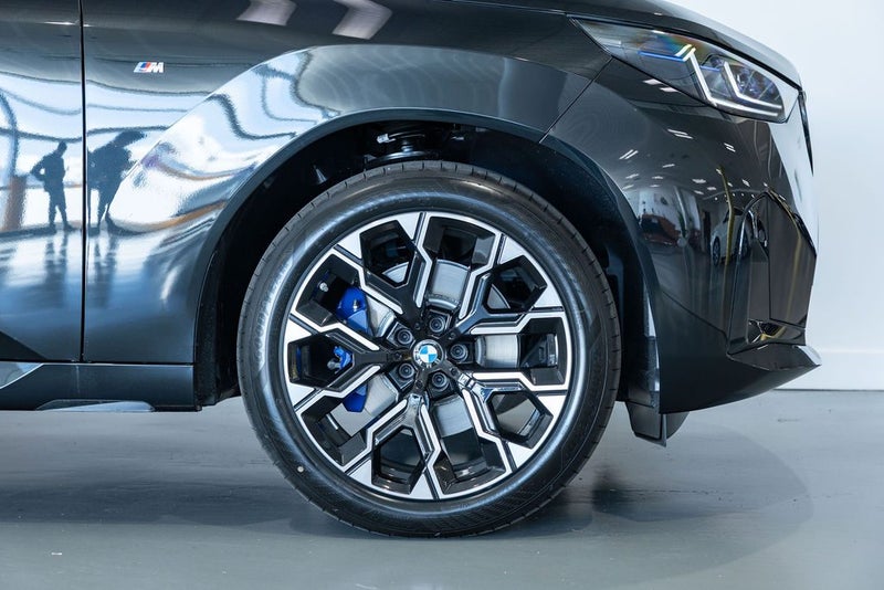 2026 BMW X3 20 xDrive image 2