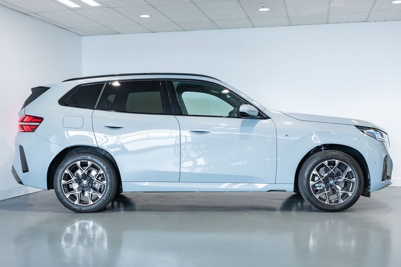 2026 BMW X3 20 xDrive image 4