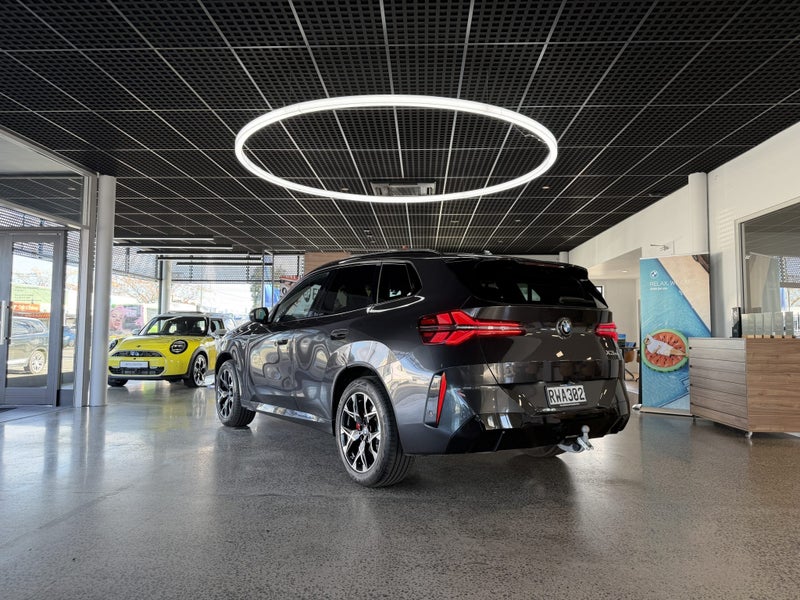2026 BMW X3 20 xDrive image 4
