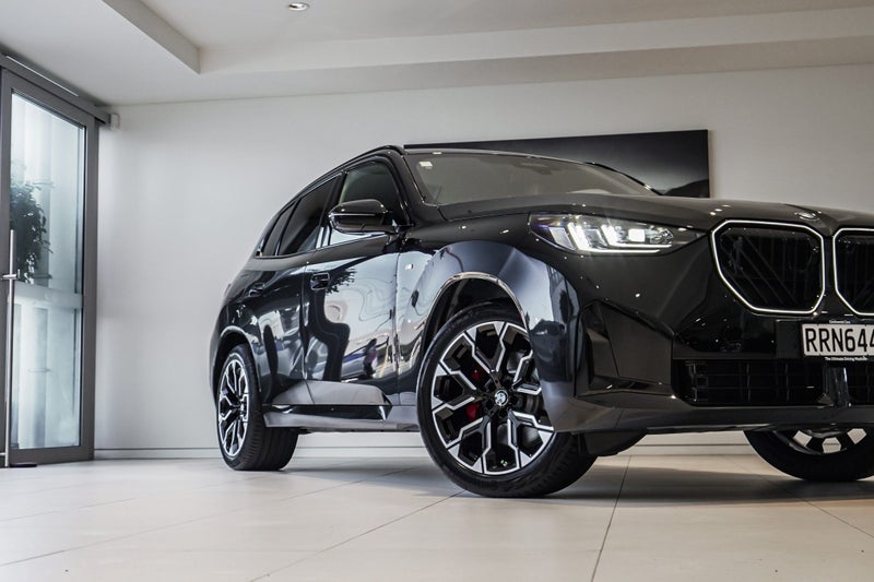 2026 BMW X3 20 xDrive image 2