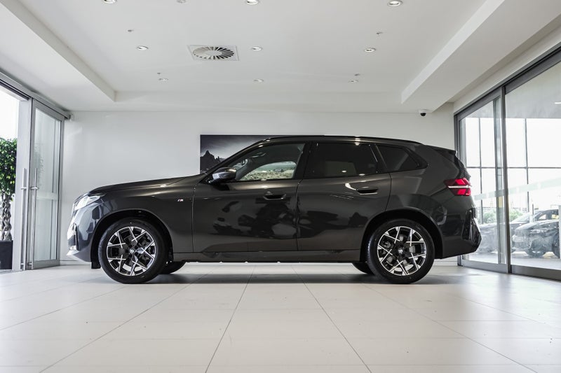 2026 BMW X3 20 xDrive image 5